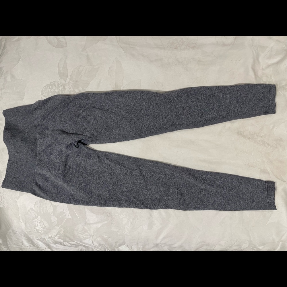 NVGTN scrunch butt seamless leggings